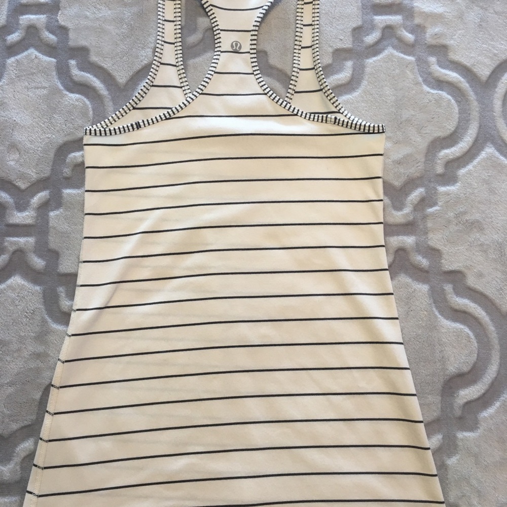 Lululemon Tank - Picture 4 of 6